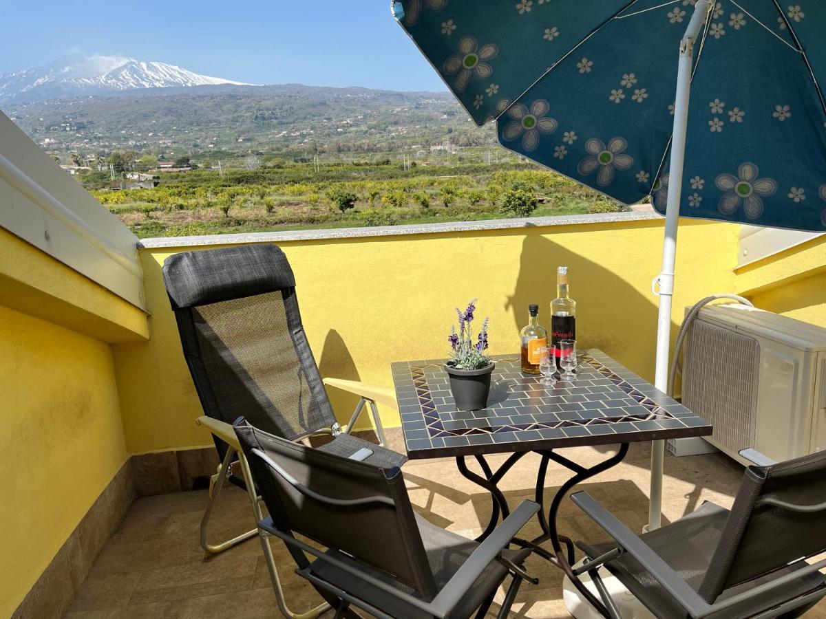 Apartament Yellow House Fiumefreddo di Sicilia Zewnętrze zdjęcie