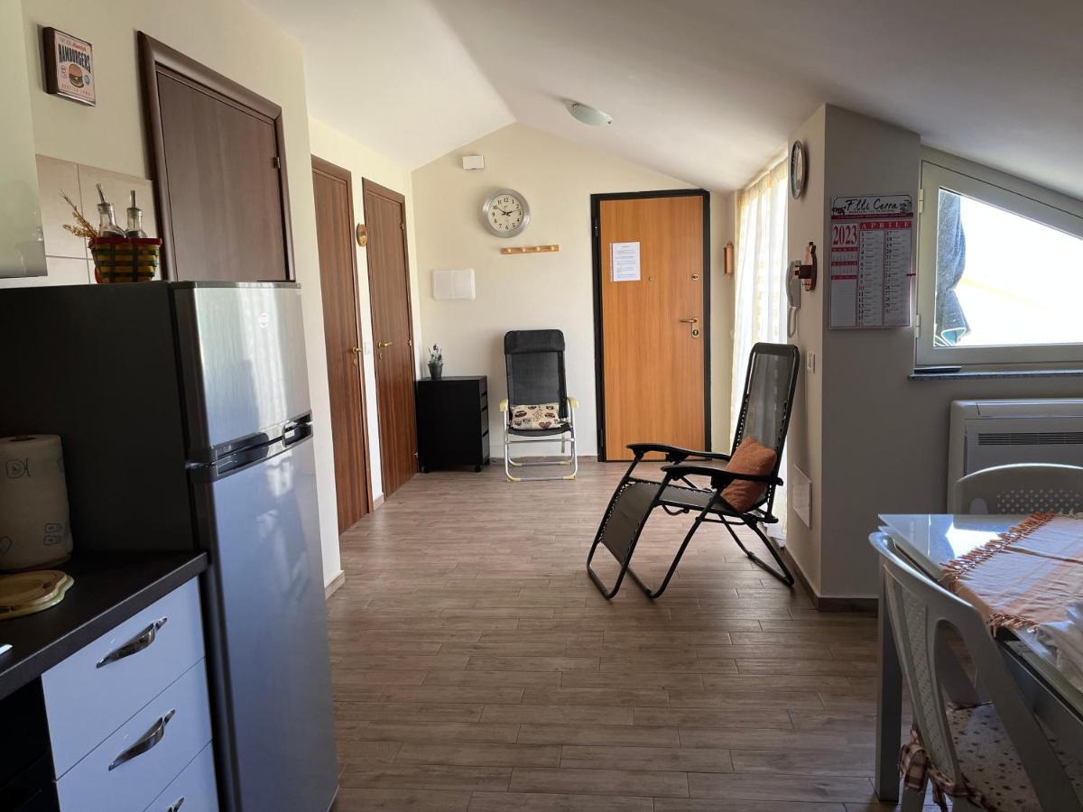 Apartament Yellow House Fiumefreddo di Sicilia Zewnętrze zdjęcie